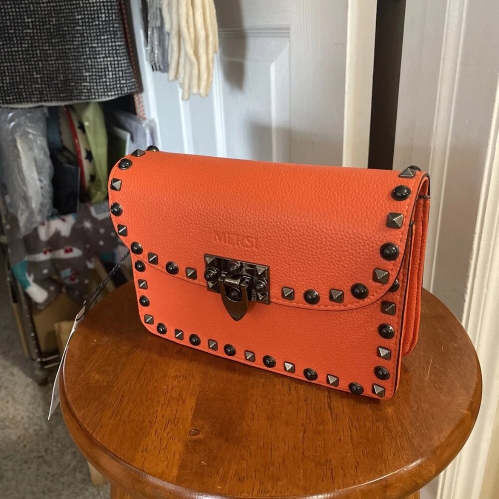 Mersi Ruby Studded Crossbody With 2 Straps - Orange - NWT - Picture 6 of 12